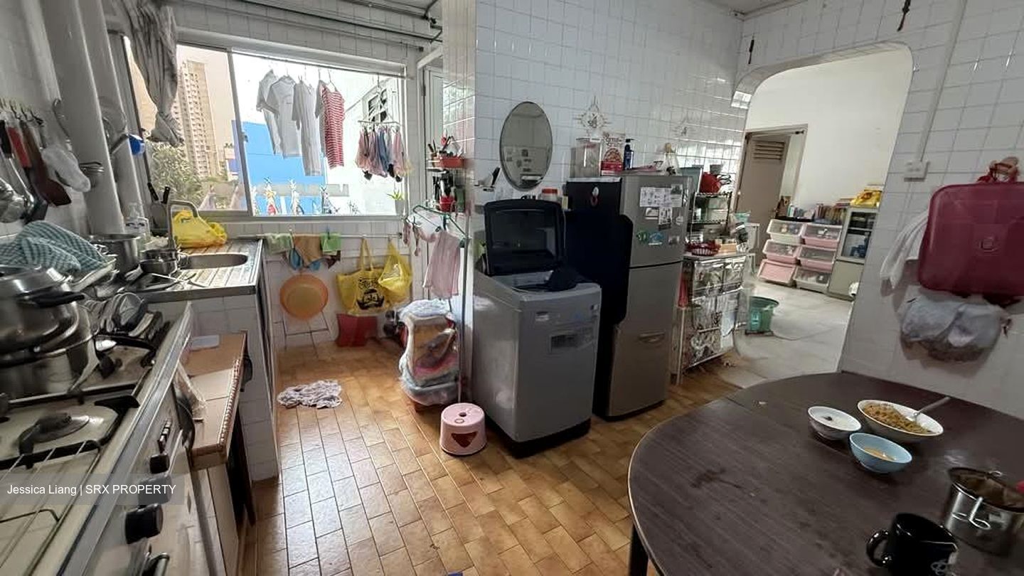 Blk 60 Dakota Crescent (Geylang), HDB 4 Rooms #560084971